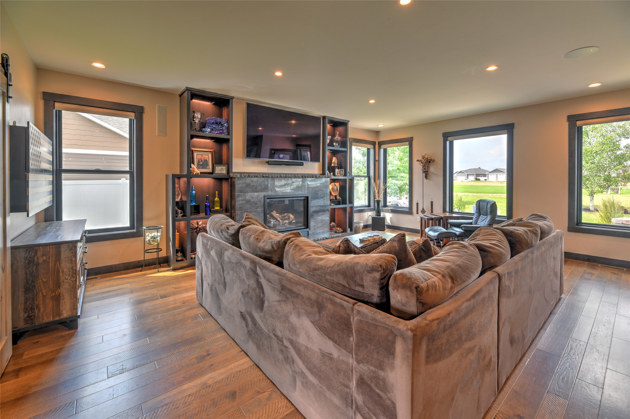 1407 Cambray Loop