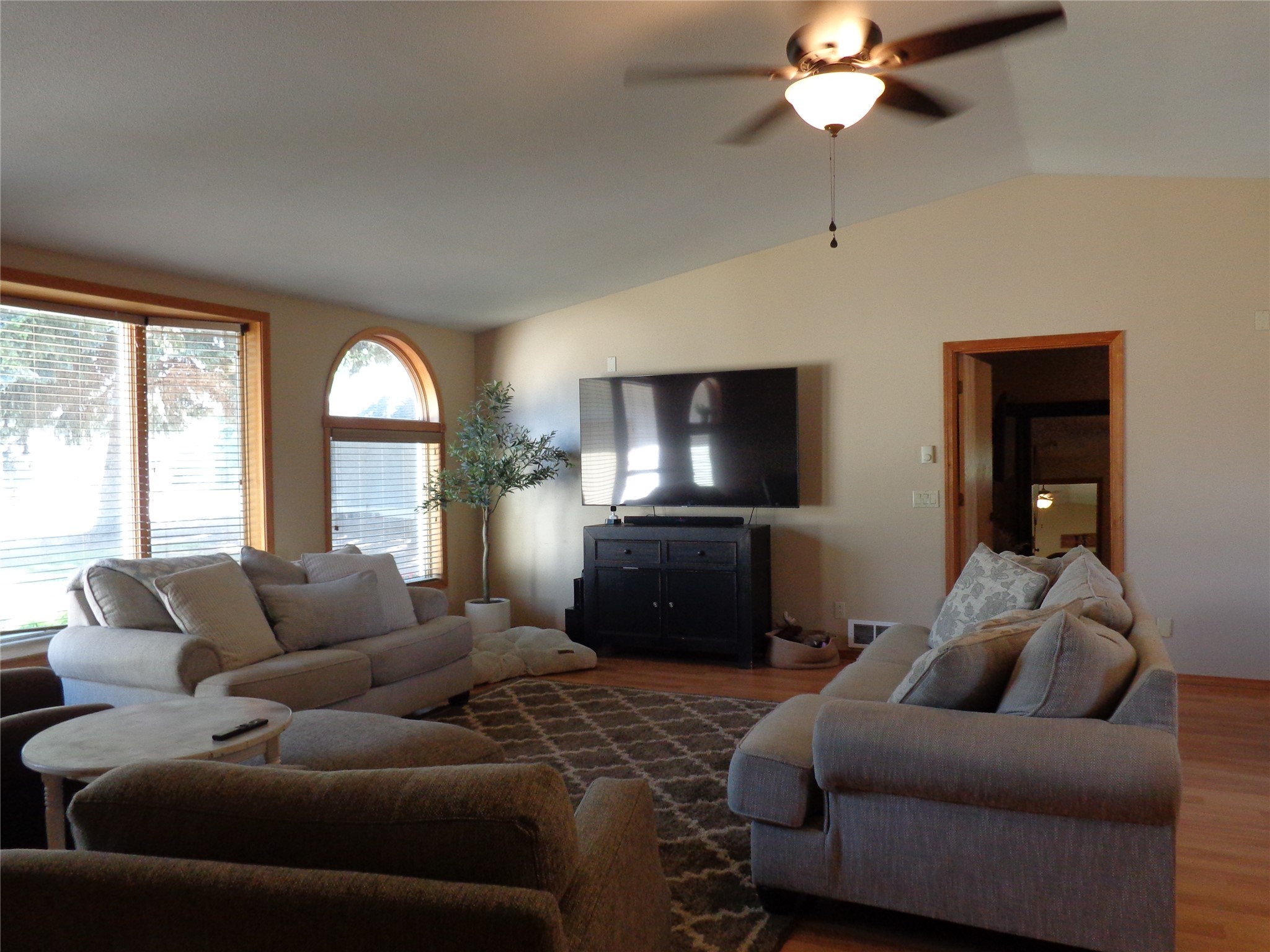505 Bayview Drive