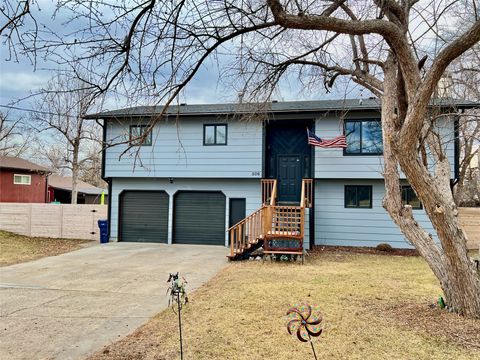 Photo of 506 9th Avenue SW, Great Falls, MT 59404 (MLS # 30064117)