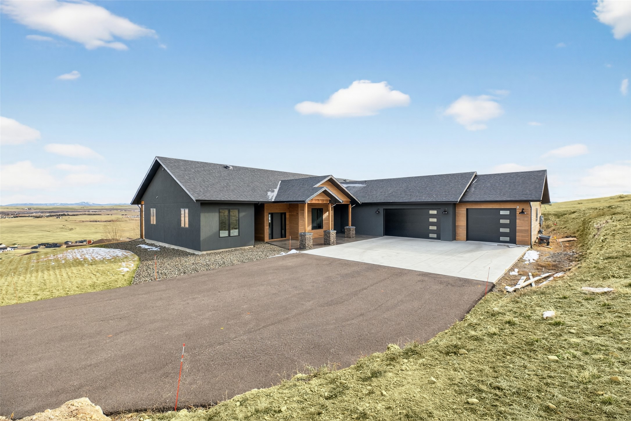 14 Spring Ridge Drive