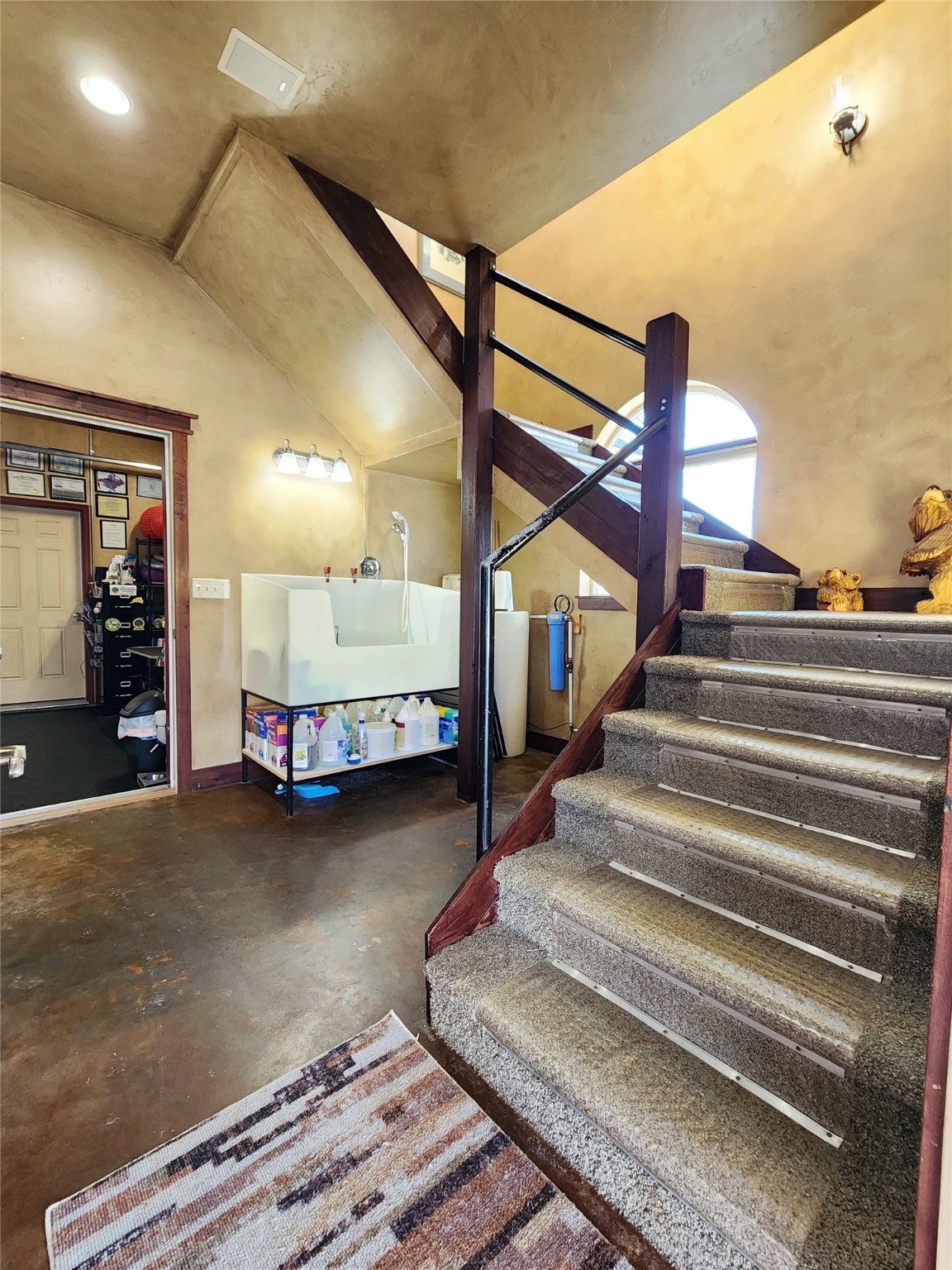 Kalispell, Montana 59901, United States, 2 Bedrooms Bedrooms, ,2 BathroomsBathrooms,Residential,Pending,60875