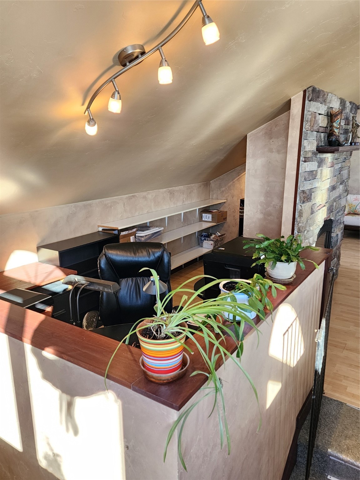 Kalispell, Montana 59901, United States, 2 Bedrooms Bedrooms, ,2 BathroomsBathrooms,Residential,Pending,60875