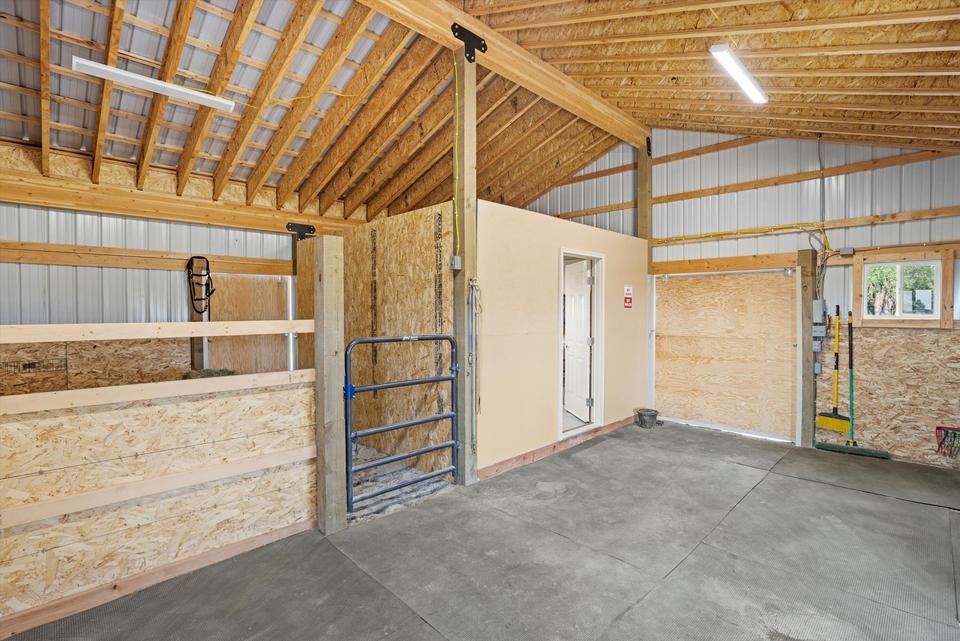 Kalispell, Montana 59901, United States, 2 Bedrooms Bedrooms, ,2 BathroomsBathrooms,Residential,Pending,60875