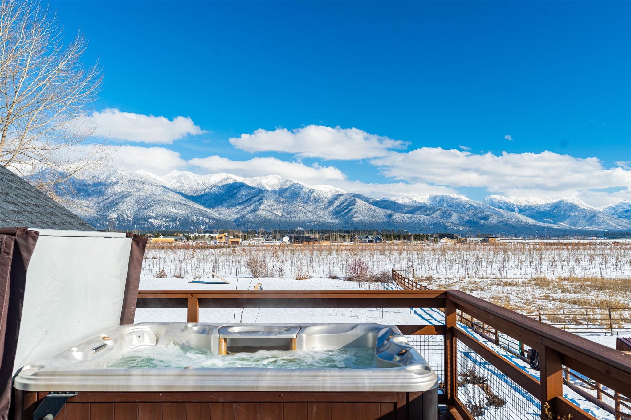 Kalispell, Montana 59901, United States, 2 Bedrooms Bedrooms, ,2 BathroomsBathrooms,Residential,Pending,60875