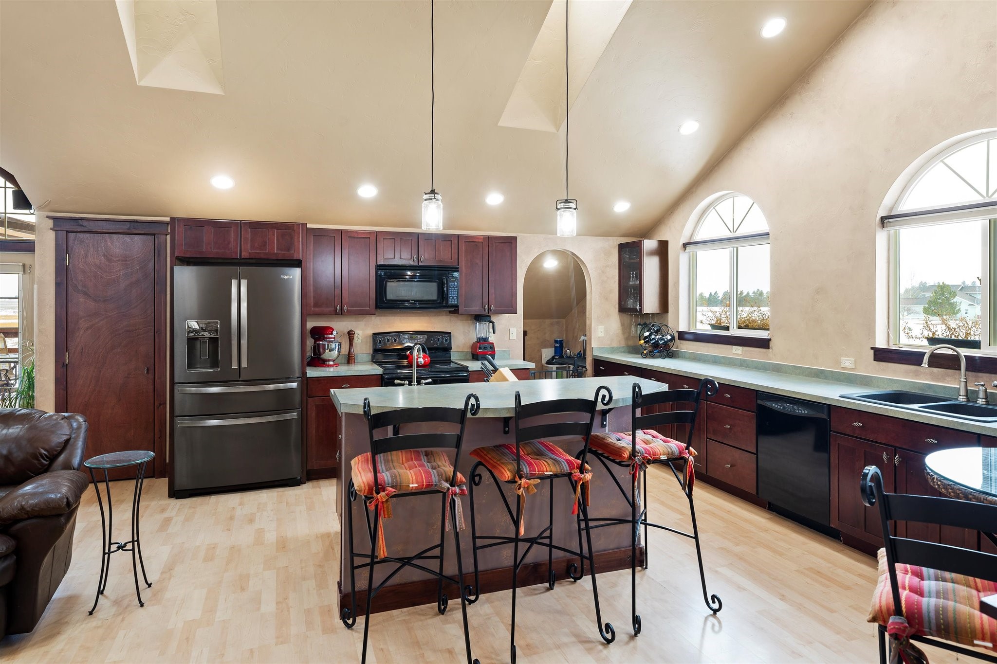 Kalispell, Montana 59901, United States, 2 Bedrooms Bedrooms, ,2 BathroomsBathrooms,Residential,Pending,60875