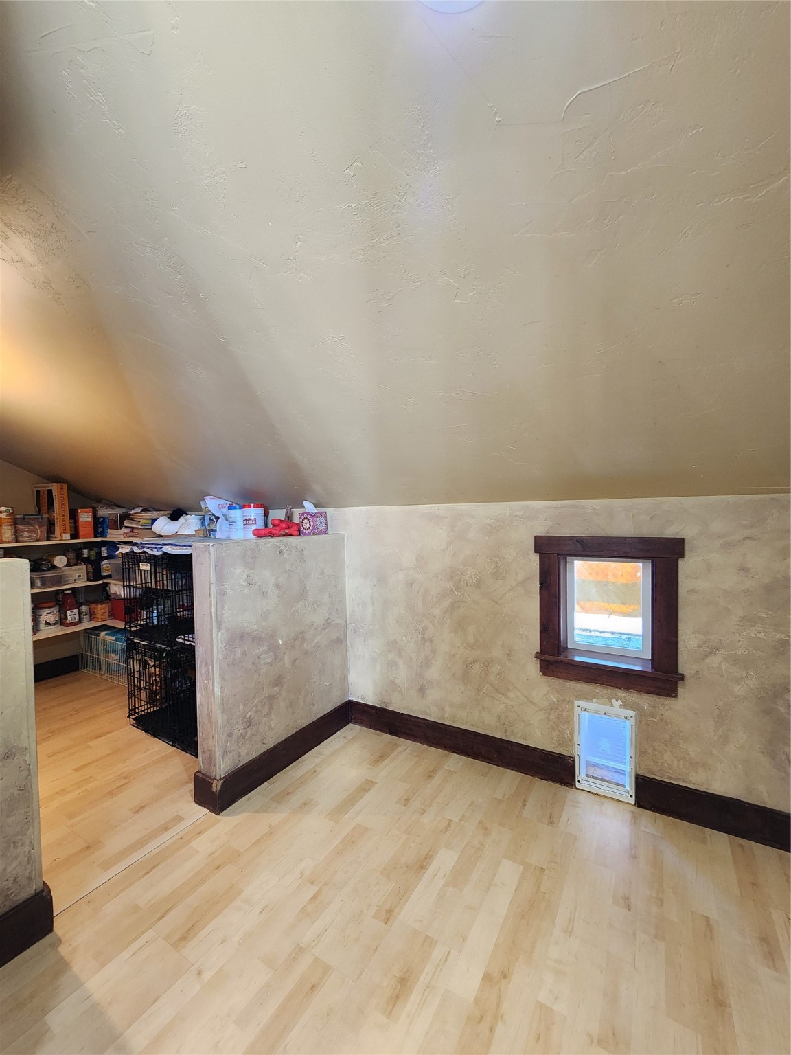 Kalispell, Montana 59901, United States, 2 Bedrooms Bedrooms, ,2 BathroomsBathrooms,Residential,Pending,60875