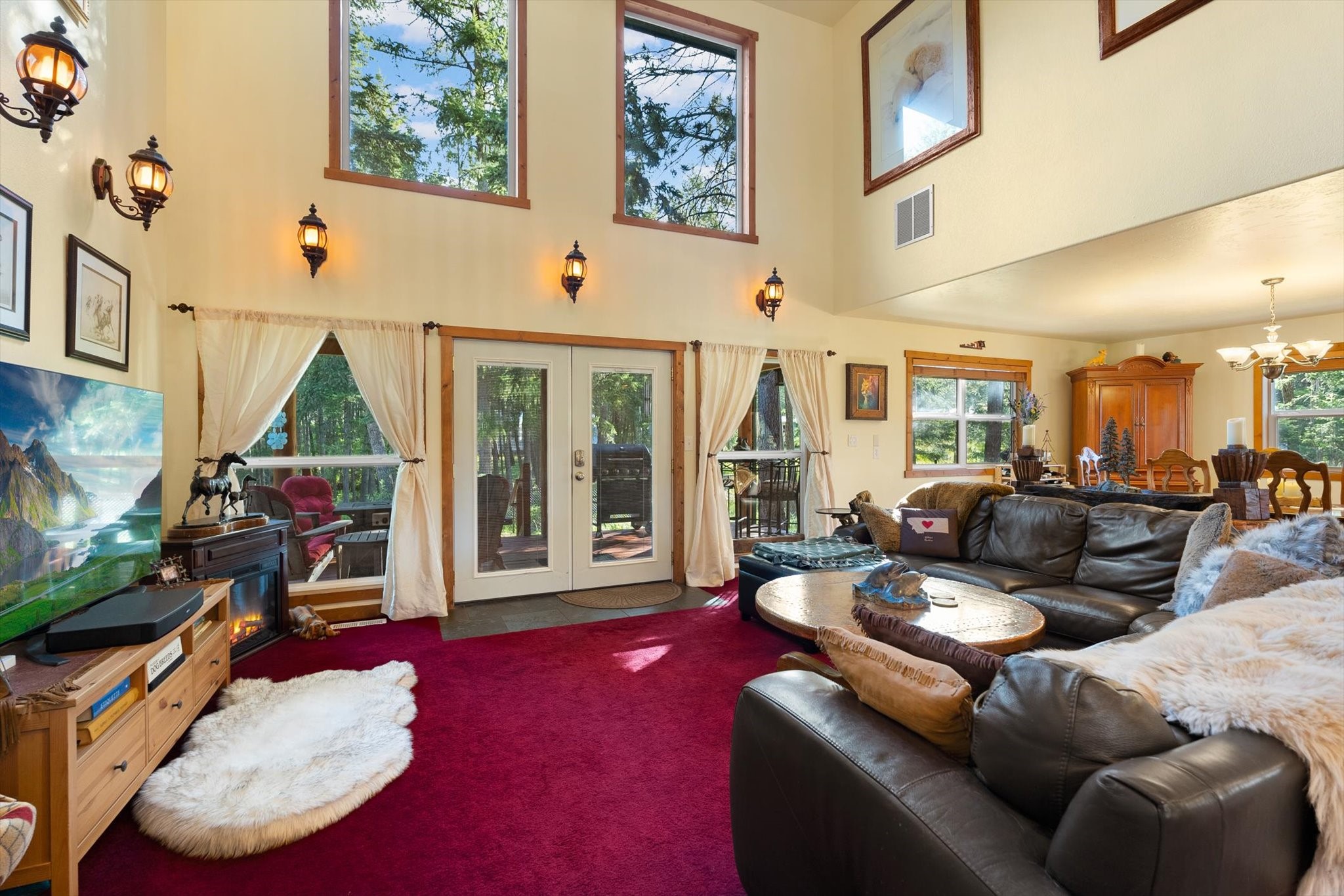 Bigfork, Montana 59911, United States, 4 Bedrooms Bedrooms, ,3 BathroomsBathrooms,Residential,Active,53109