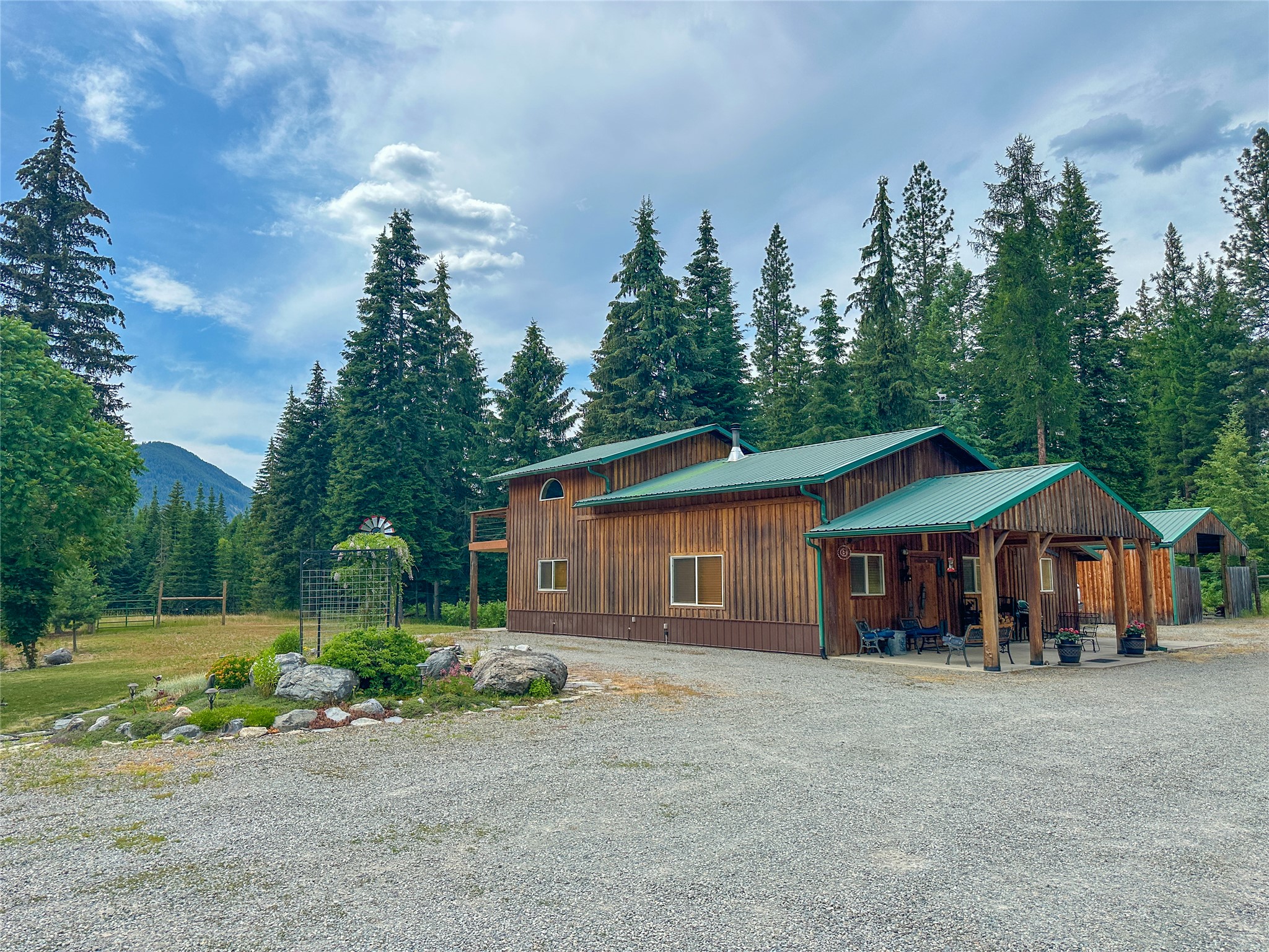32 Whitepine Creek Road