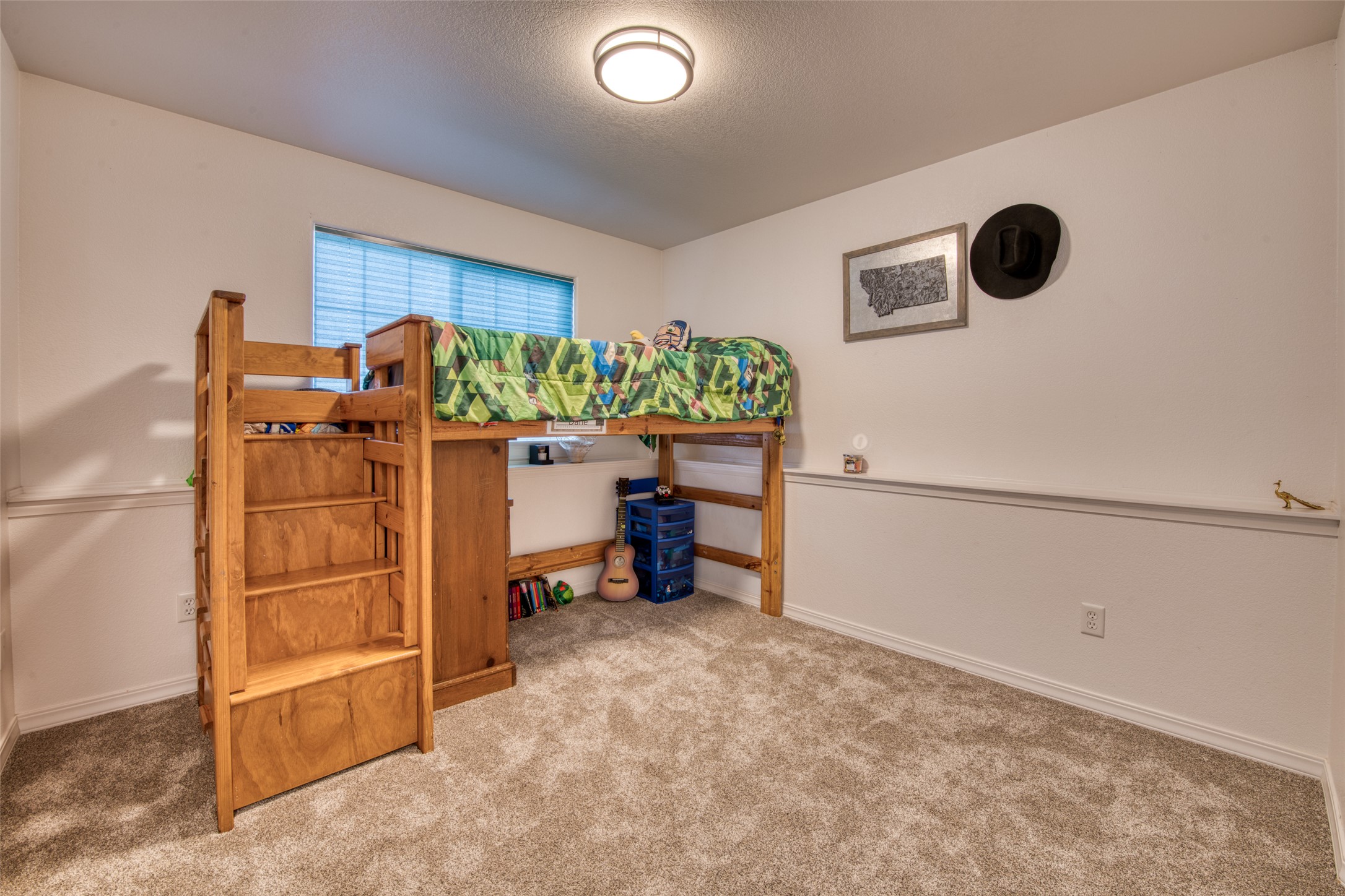 Hamilton, Montana 59840, United States, 4 Bedrooms Bedrooms, ,2 BathroomsBathrooms,Residential,Pending,89341