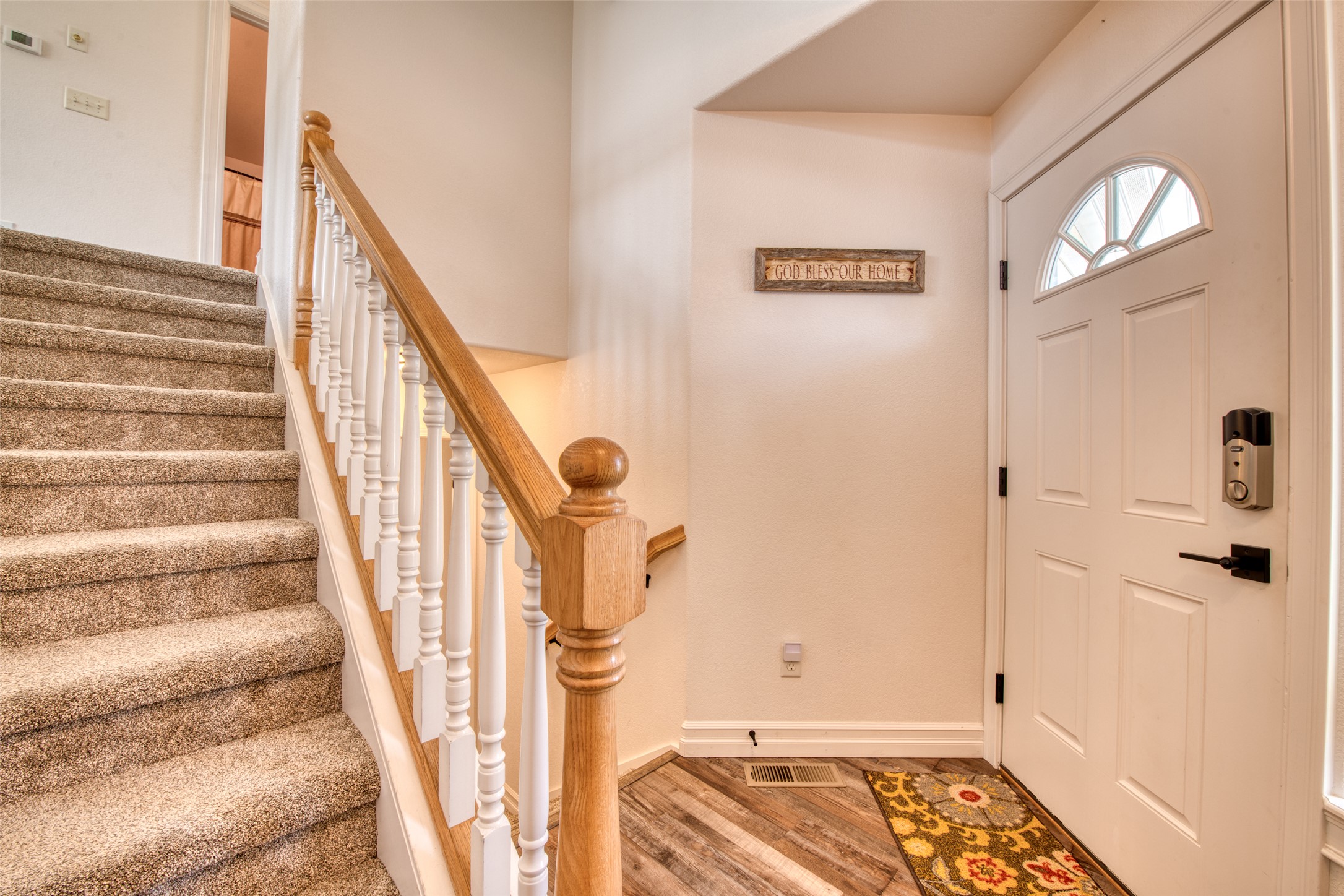 Hamilton, Montana 59840, United States, 4 Bedrooms Bedrooms, ,2 BathroomsBathrooms,Residential,Pending,89341