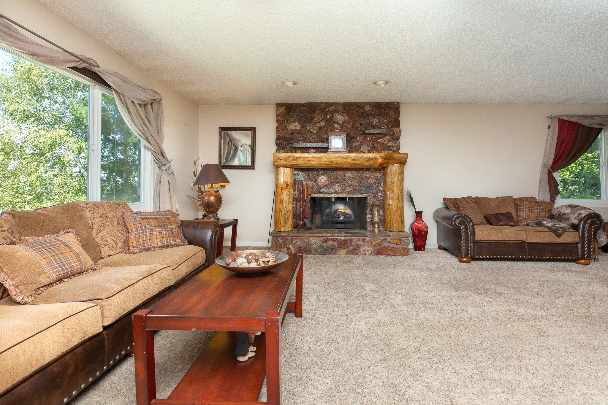 620 High View Way