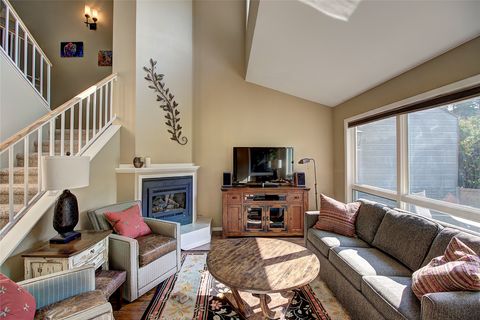 Photo of 695 Saint Andrews Drive, Columbia Falls, MT 59912 (MLS # 30040857)