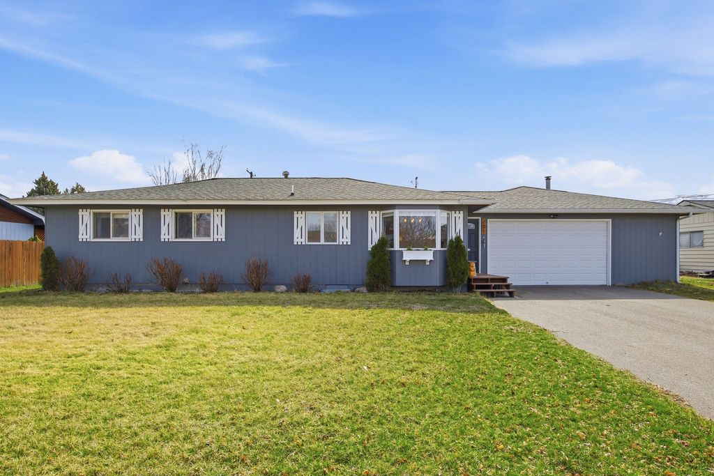 Photo of 201 Tyler Way, Lolo, MT 59847 (MLS # 30066916)