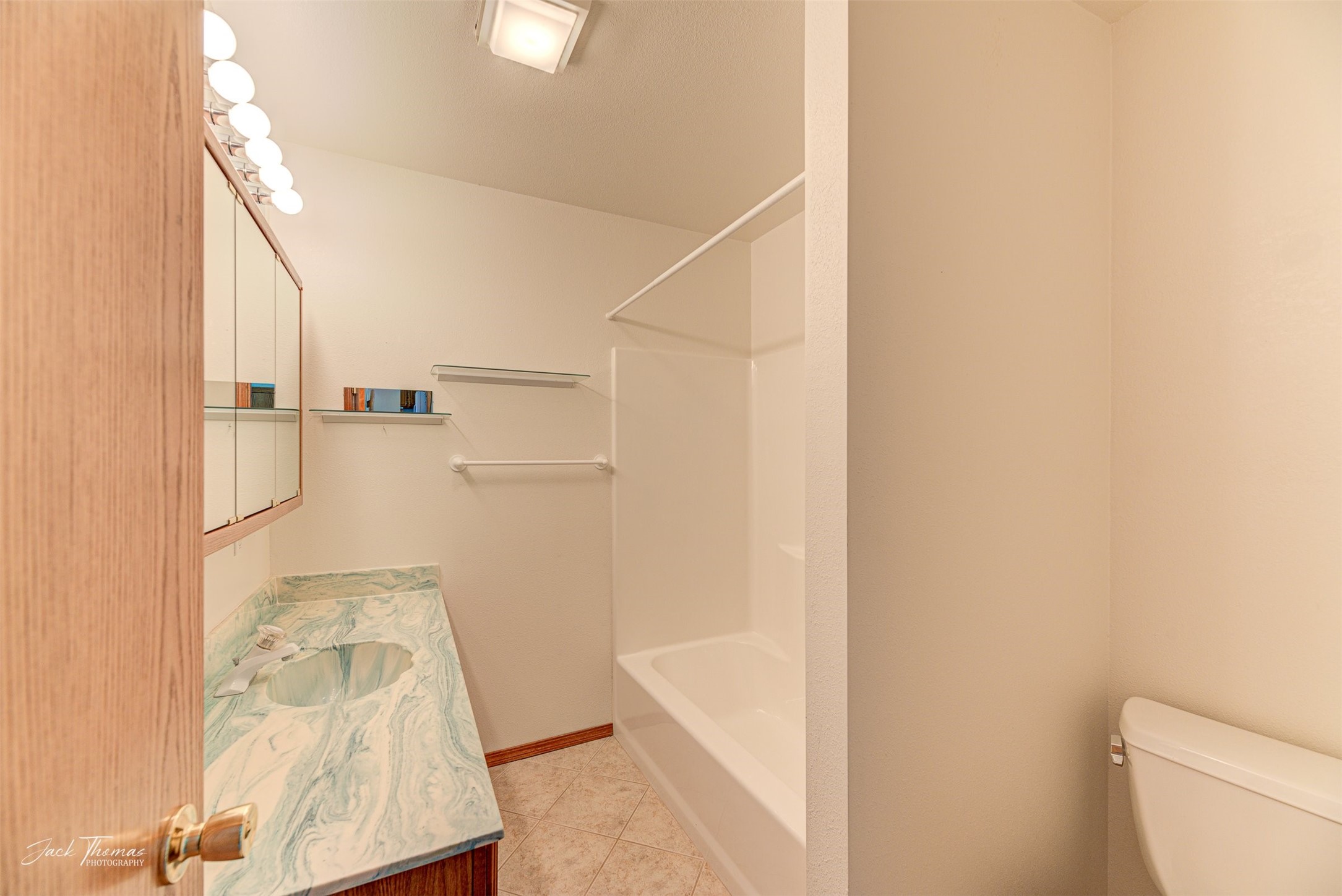 Montana City, Montana 59634, United States, 4 Bedrooms Bedrooms, ,3 BathroomsBathrooms,Residential,Pending,46499