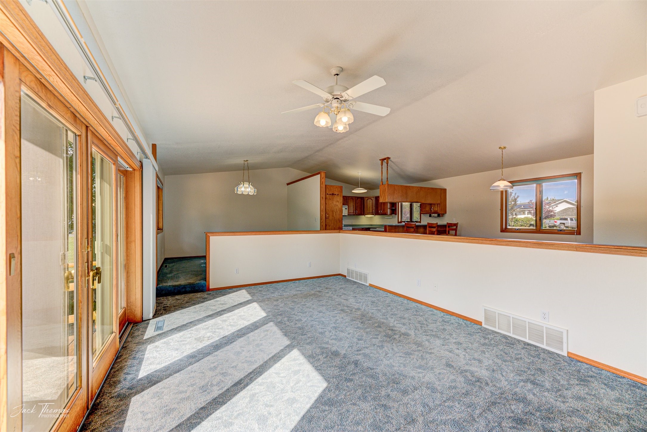 Montana City, Montana 59634, United States, 4 Bedrooms Bedrooms, ,3 BathroomsBathrooms,Residential,Pending,46499