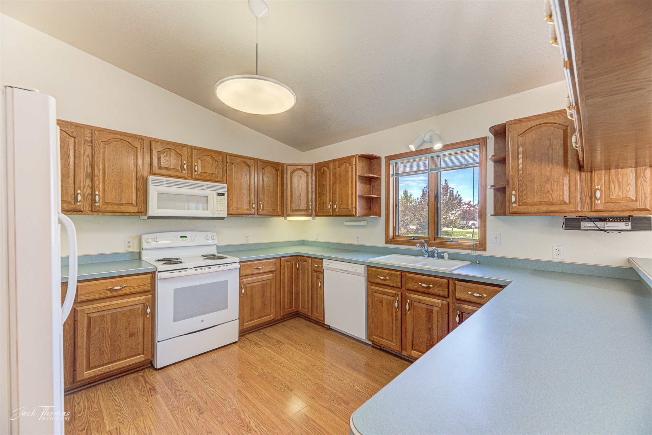 Montana City, Montana 59634, United States, 4 Bedrooms Bedrooms, ,3 BathroomsBathrooms,Residential,Pending,46499