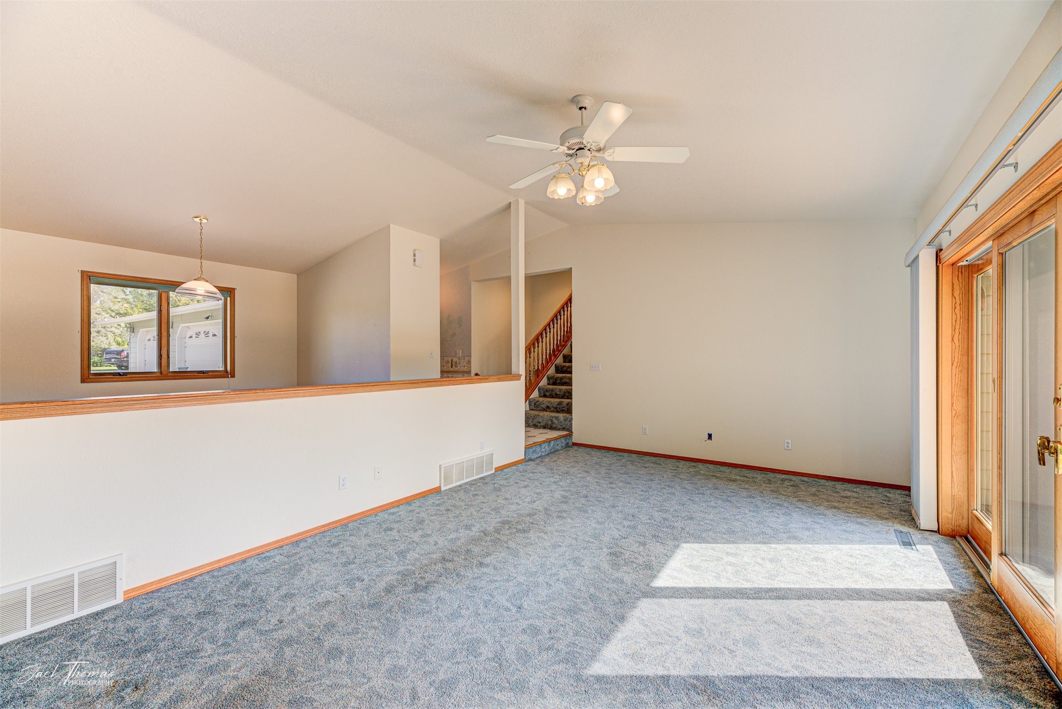 Montana City, Montana 59634, United States, 4 Bedrooms Bedrooms, ,3 BathroomsBathrooms,Residential,Pending,46499