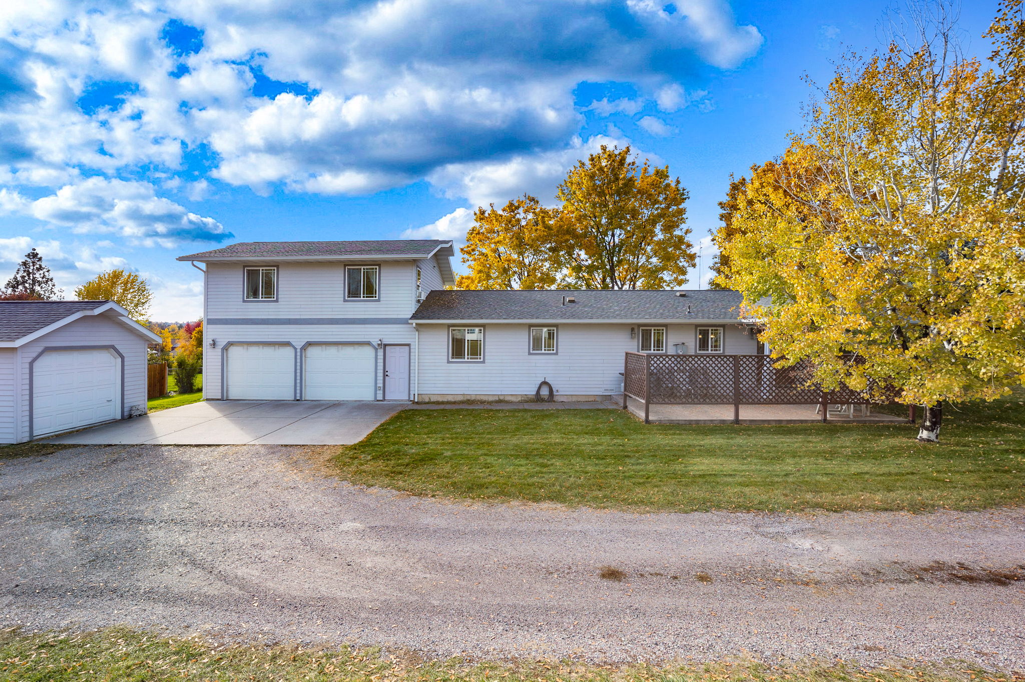 1208 Hillcrest Drive