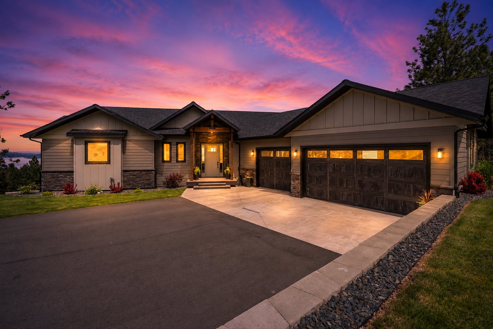 103 Southlake Crest