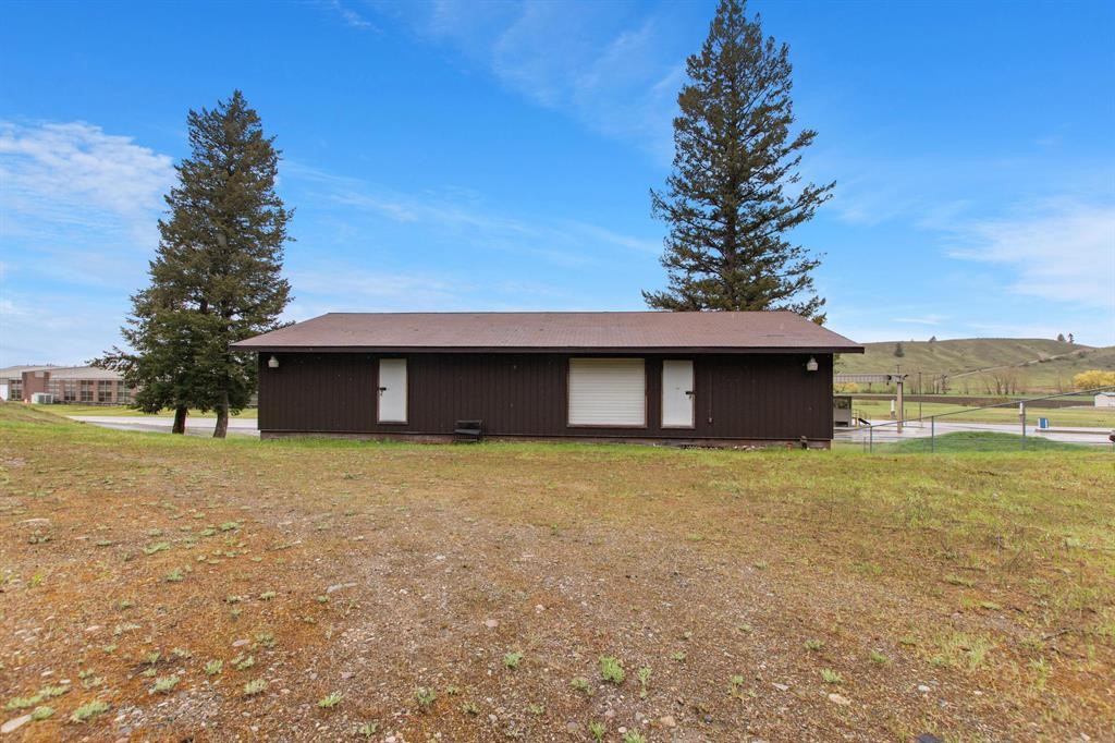 7988 Us Highway 93 N