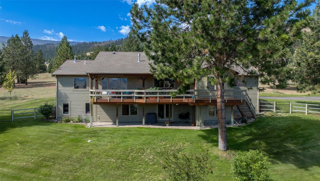 Photo of 15940 Highland Drive, Florence, MT 59833 (MLS # 30065175)