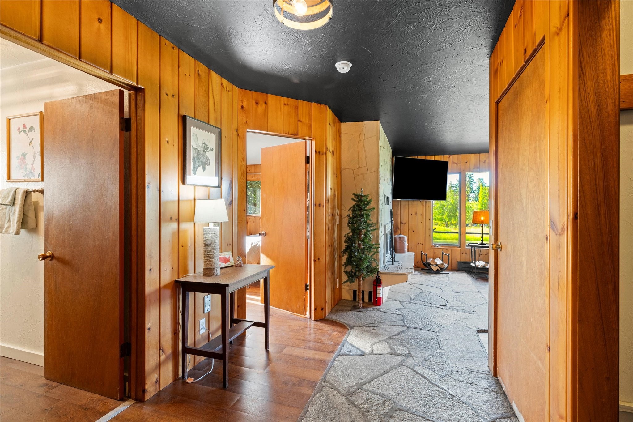 Polson, Montana 59860, United States, 3 Bedrooms Bedrooms, ,2 BathroomsBathrooms,Residential,Active,54316