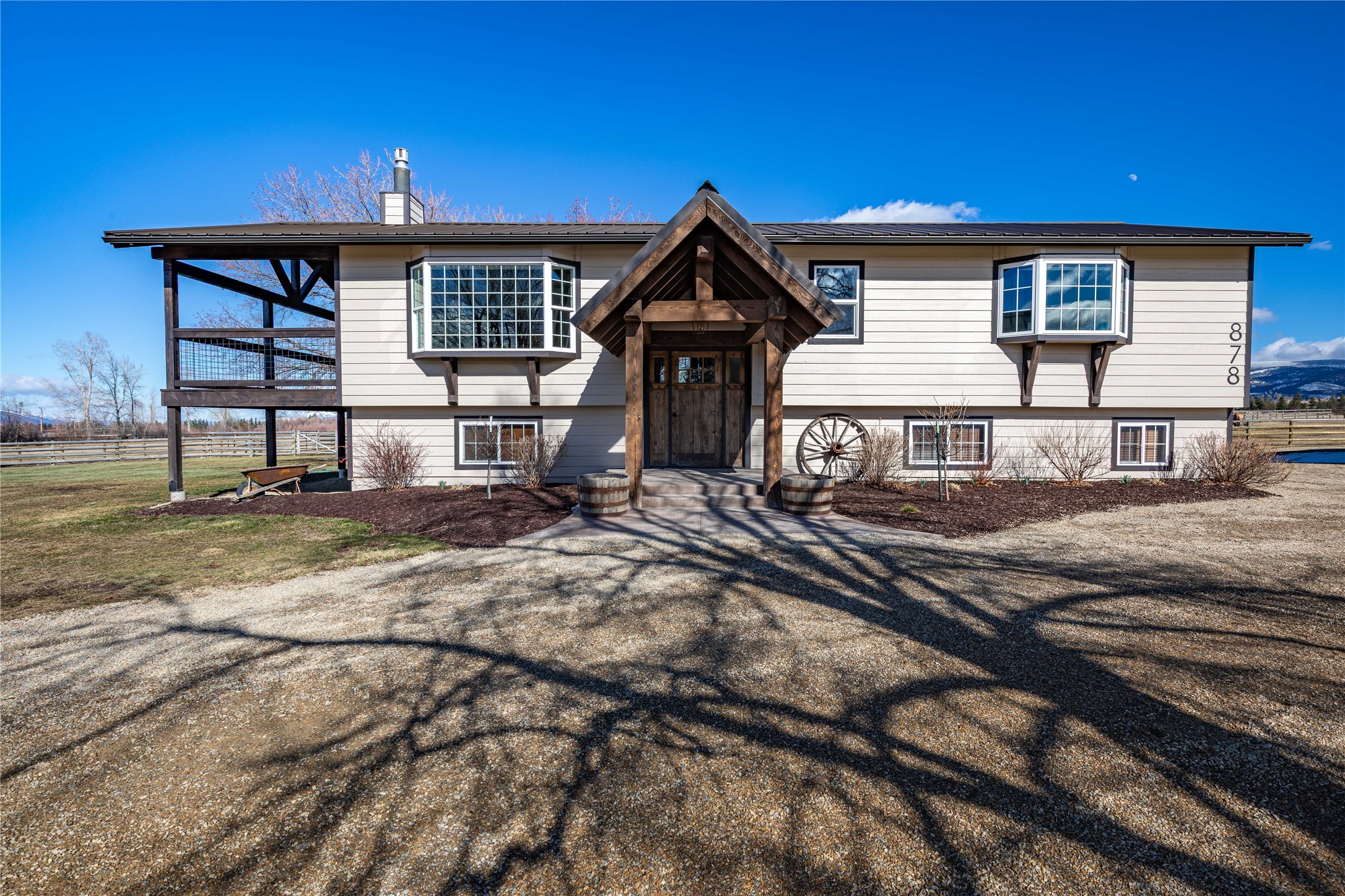 878 S Sunset Bench Road