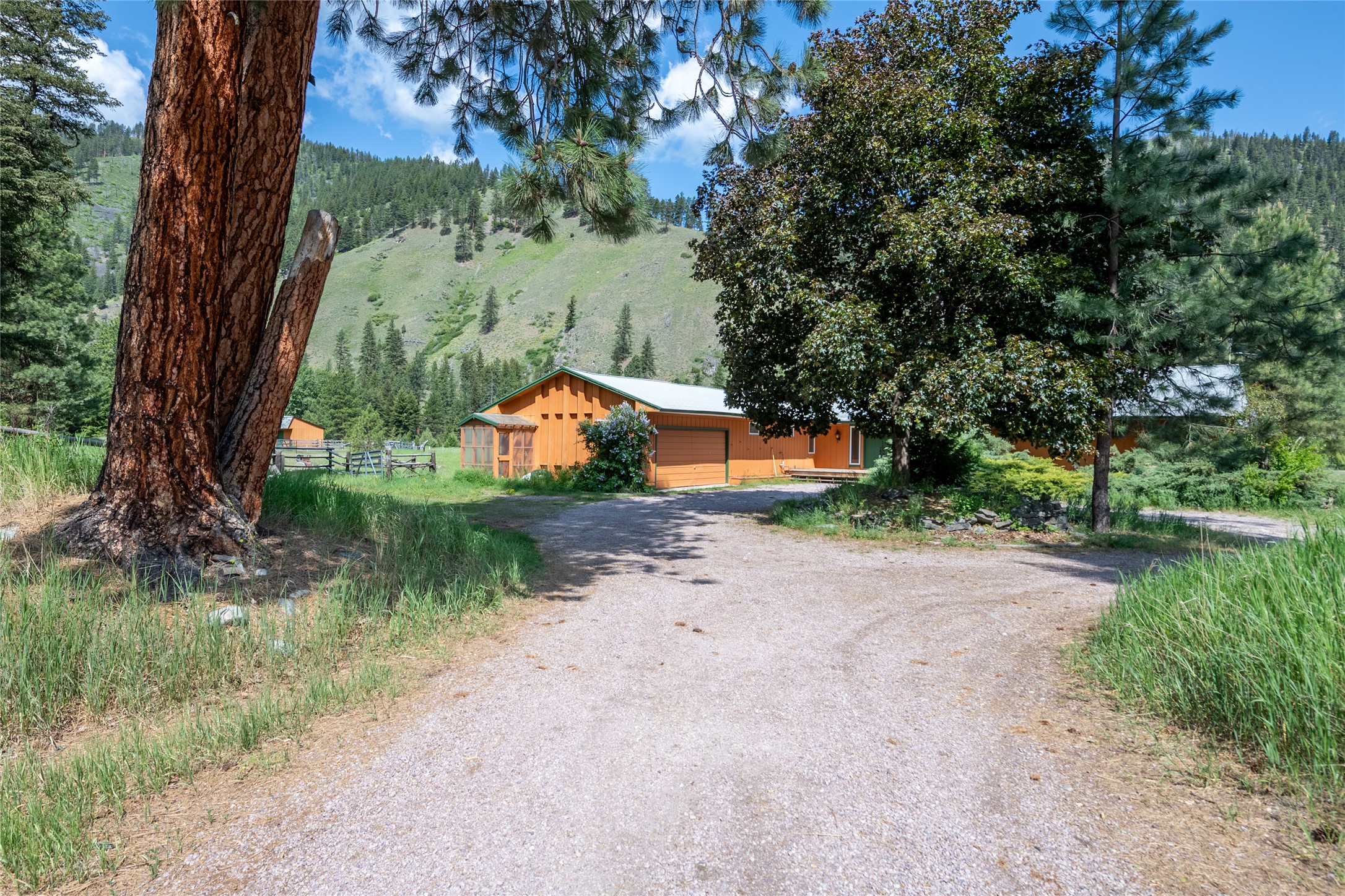 1165 Rock Creek Road