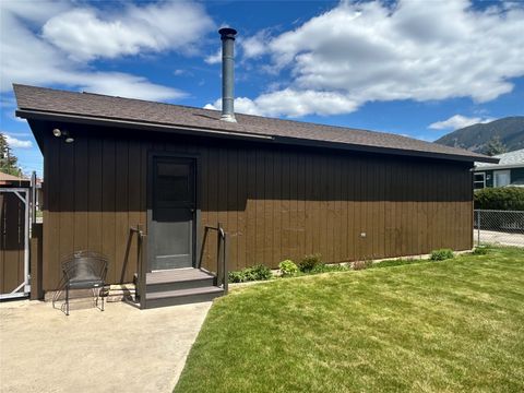Tiny photo for 2406 Gladstone Avenue, Butte, MT 59701 (MLS # 30070844)