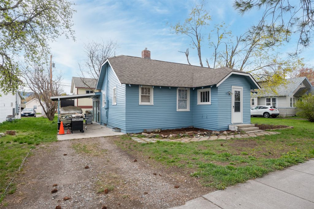 Photo of 1833 S 14th Street W, Missoula, MT 59801 (MLS # 30068828)