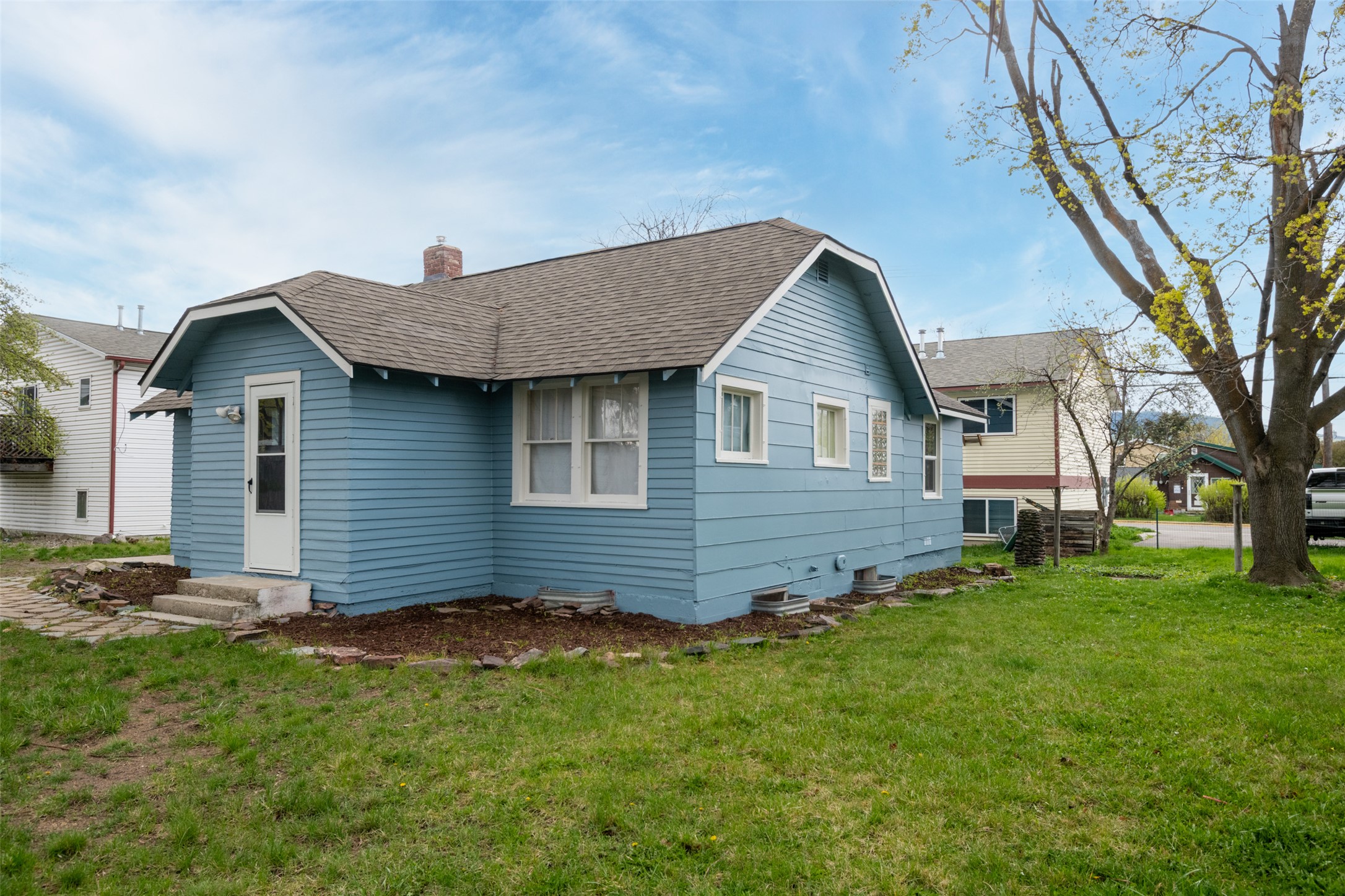 1833 S 14th Street W