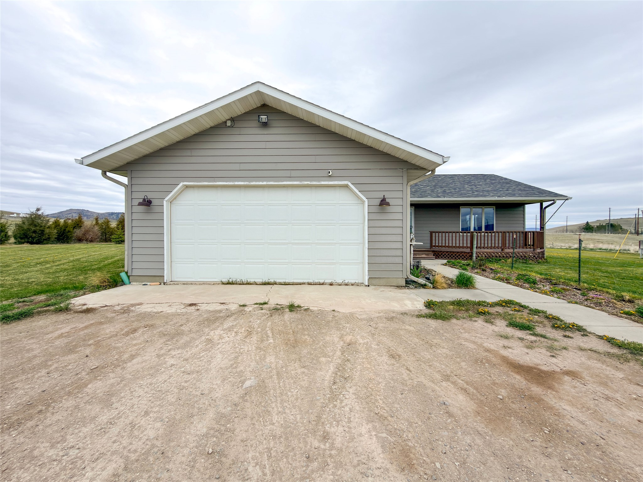 1910 No Creek Court