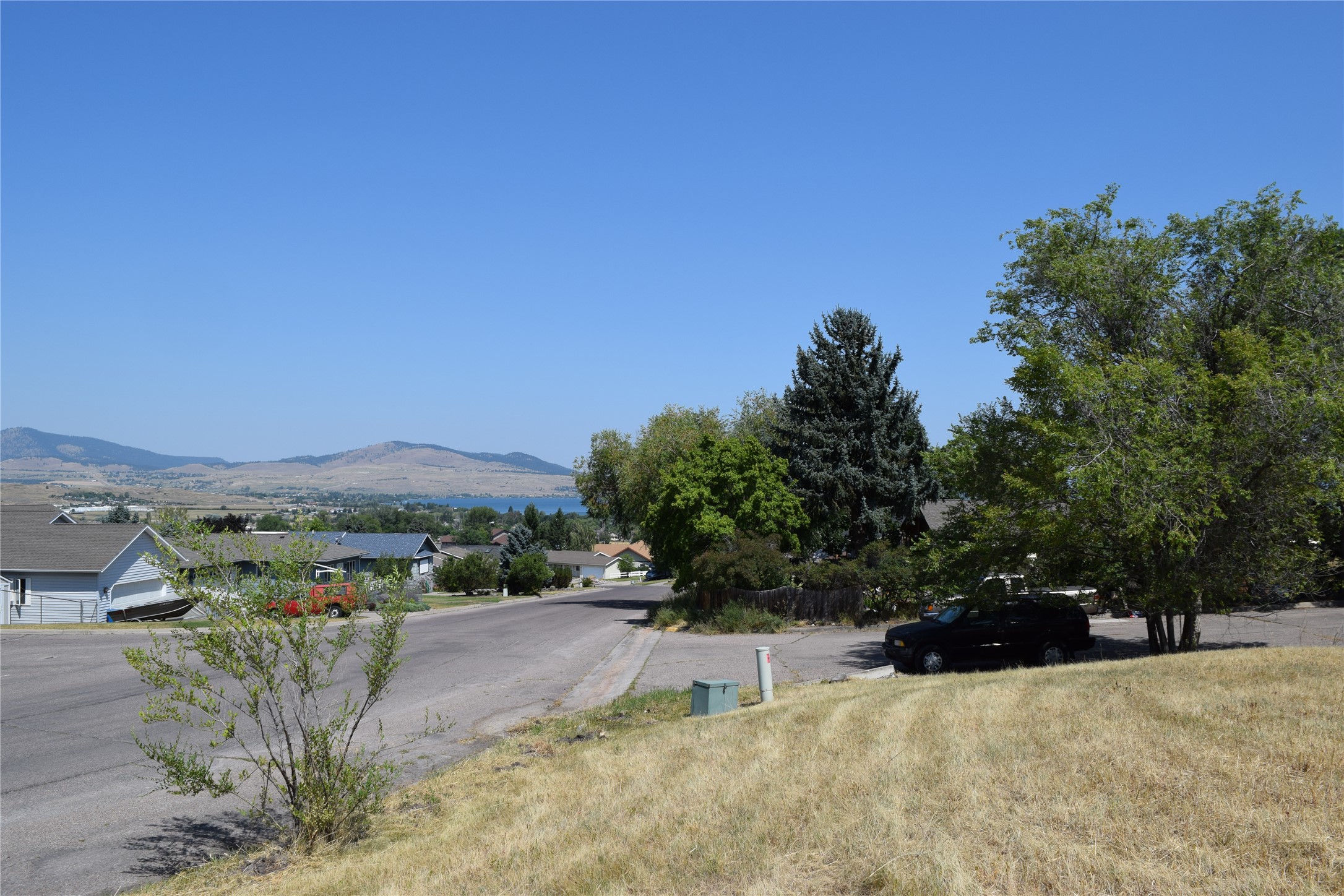 2001 Woodbine Way