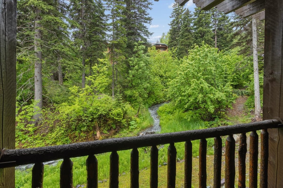 128 Slopeside Drive 18