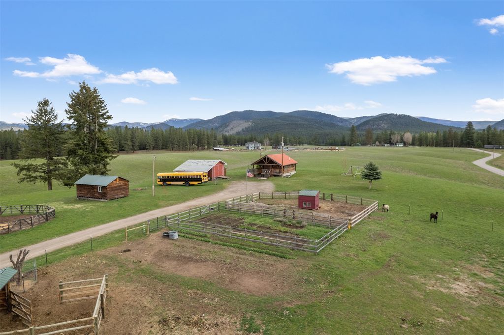 Photo of 965 Quartz Loop, Superior, MT 59872 (MLS # 30069361)