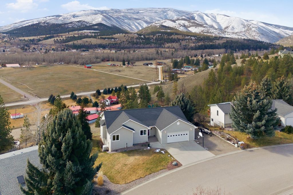 Photo of 261 Cap De Villa, Lolo, MT 59847 (MLS # 30065875)
