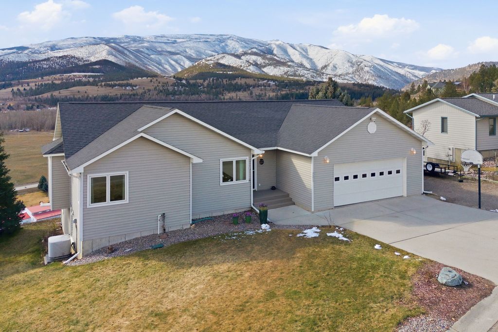 Photo of 261 Cap De Villa, Lolo, MT 59847 (MLS # 30065875)