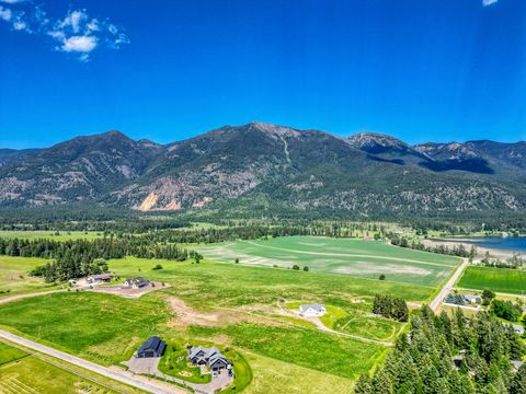 Photo of 521 Yeoman Hall Road, Kalispell, MT 59901 (MLS # 30066229)