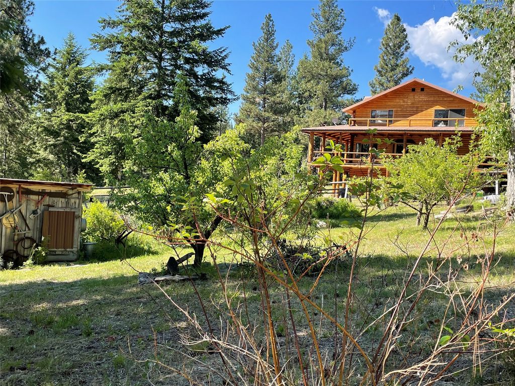 Photo of 560 Hayes Creek Road, Hamilton, MT 59840 (MLS # 30053121)