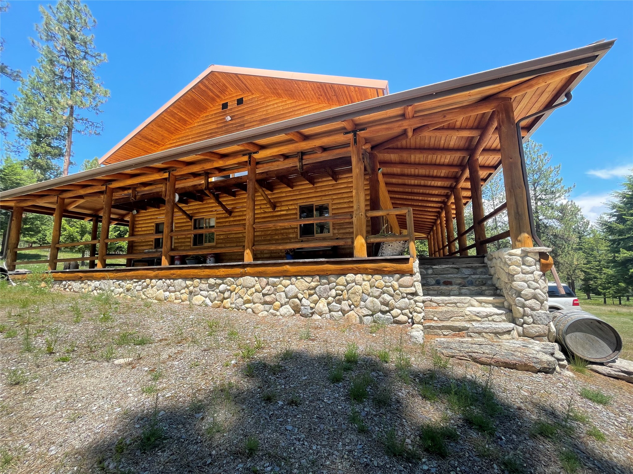 560 Hayes Creek Road