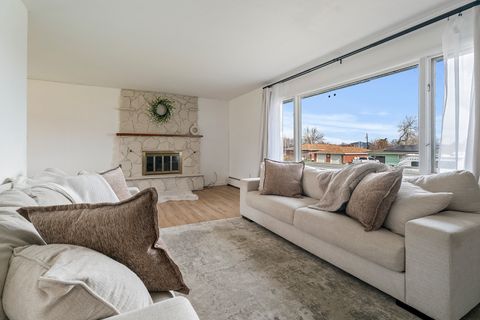 Tiny photo for 2215 E 6th Avenue, Helena, MT 59601 (MLS # 30069145)