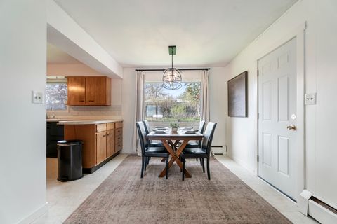 Tiny photo for 2215 E 6th Avenue, Helena, MT 59601 (MLS # 30069145)