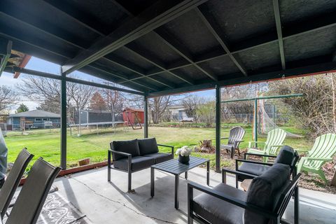 Tiny photo for 2215 E 6th Avenue, Helena, MT 59601 (MLS # 30069145)