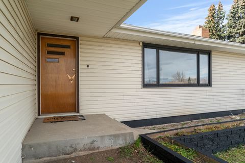 Tiny photo for 2215 E 6th Avenue, Helena, MT 59601 (MLS # 30069145)