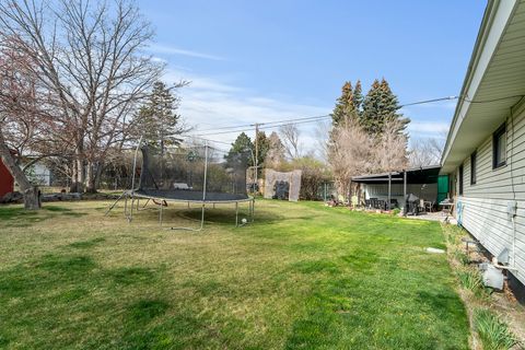 Tiny photo for 2215 E 6th Avenue, Helena, MT 59601 (MLS # 30069145)