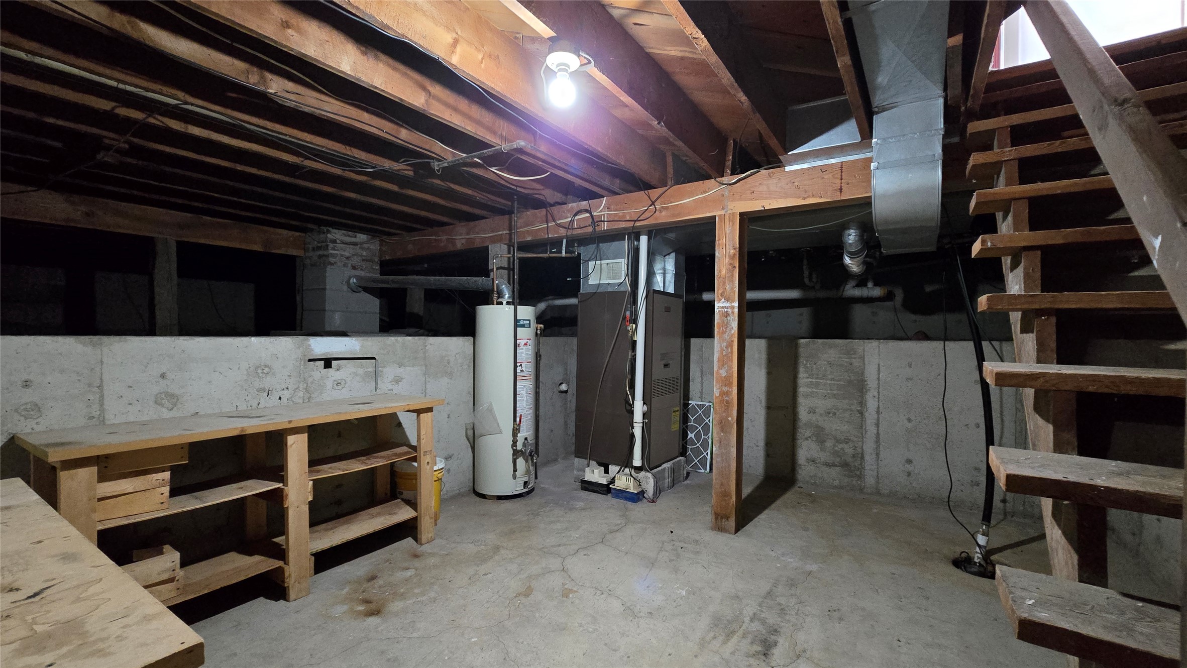 Kalispell, Montana 59901, United States, 3 Bedrooms Bedrooms, ,1 BathroomBathrooms,Residential,Pending,118729