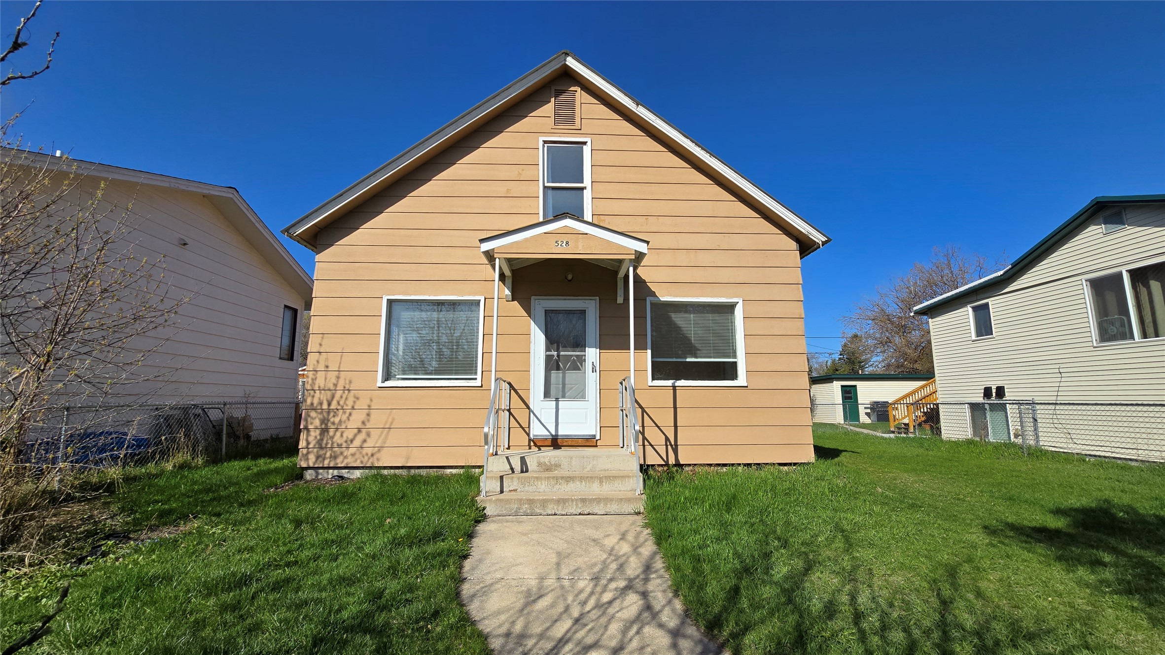 Kalispell, Montana 59901, United States, 3 Bedrooms Bedrooms, ,1 BathroomBathrooms,Residential,Pending,118729