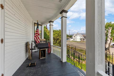 Tiny photo for 321 W 6th Street, Anaconda, MT 59711 (MLS # 30076437)
