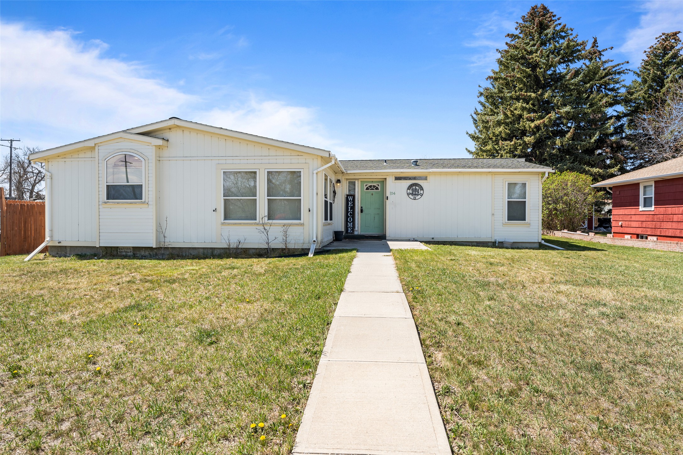 124 7th Avenue SW