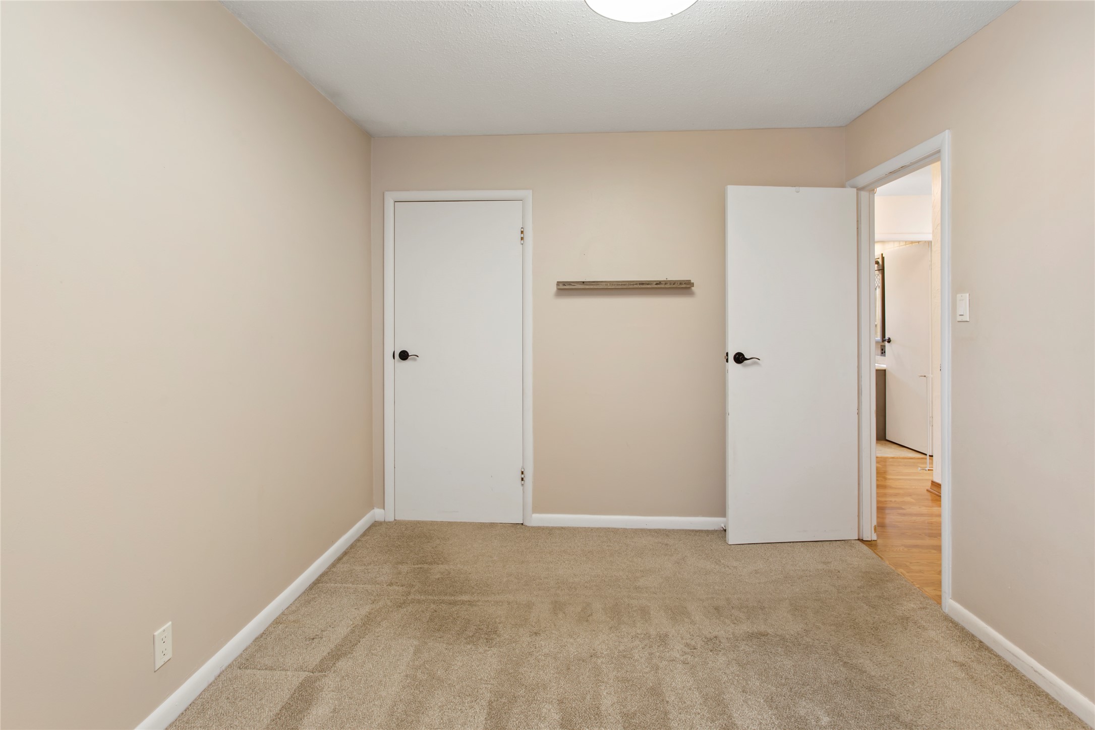 Butte, Montana 59701, United States, 4 Bedrooms Bedrooms, ,2 BathroomsBathrooms,Residential,Pending,24884